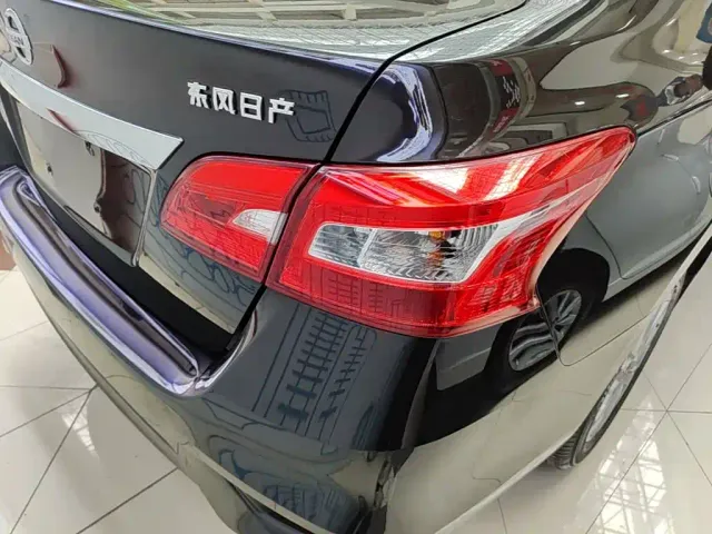 Nissan Sylphy — Фото автомобиля 7