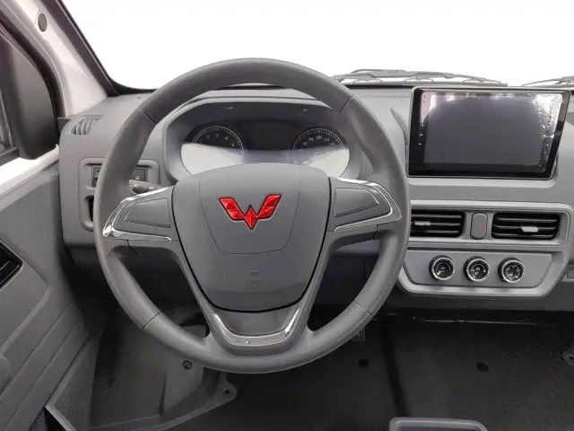 Wuling Yangguang — Фото автомобиля 11