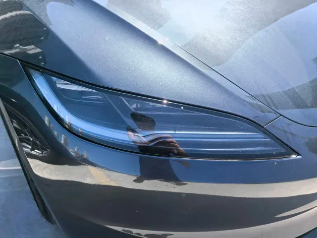 Tesla Model 3 — Фото автомобиля 19
