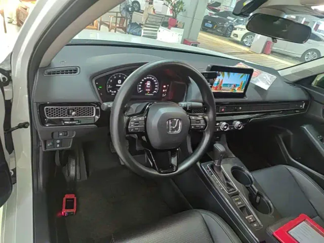 Honda Civic — Фото автомобиля 9