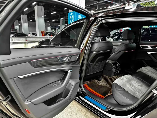 Audi A6L — Фото автомобиля 13