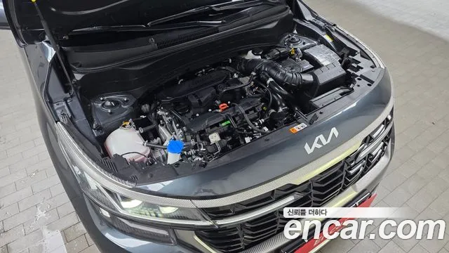 Kia Seltos Бензин 1.6 турбо 2WD — Фото автомобиля 6