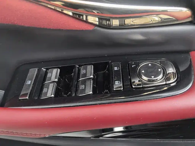 GAC Trumpchi M8 — Фото автомобиля 9