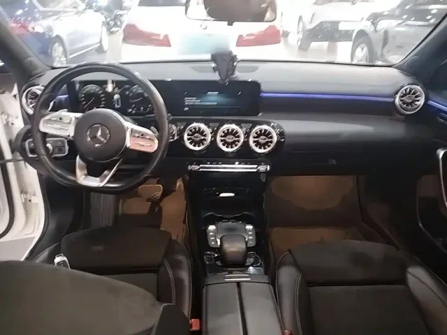 Mercedes-Benz A-Class — Фото автомобиля 9