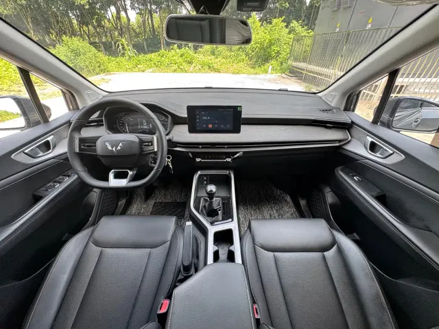 Wuling Jiachen — Фото автомобиля 8