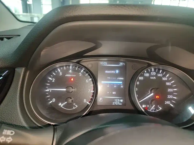 Nissan Qashqai — Фото автомобиля 11