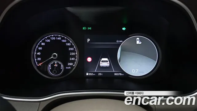 Genesis GV80 — Фото автомобиля 10