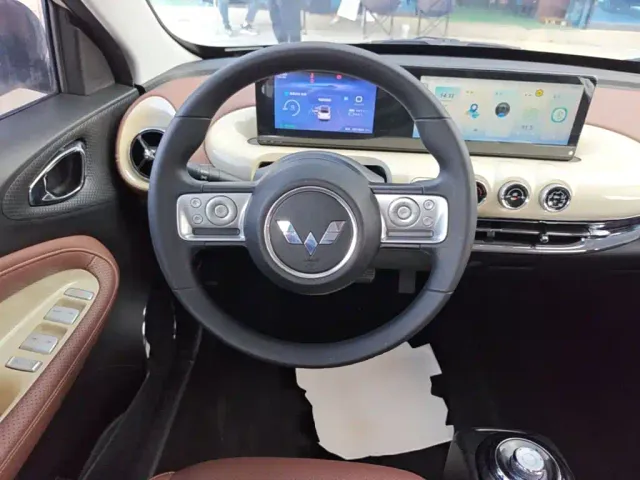 Wuling Bingo — Фото автомобиля 10