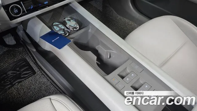 Hyundai Ioniq 6 — Фото автомобиля 20