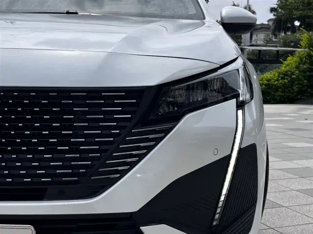 Peugeot 408 — Фото автомобиля 5