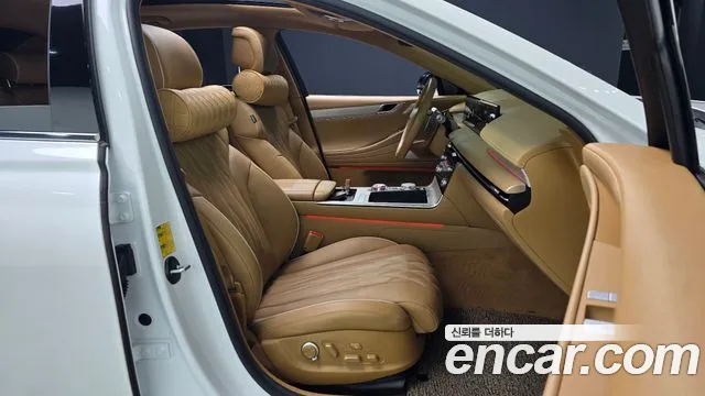 Genesis G80 Бензин 2.5 турбо AWD — Фото автомобиля 10