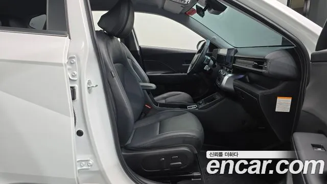 Hyundai Kona SX2 — Фото автомобиля 15