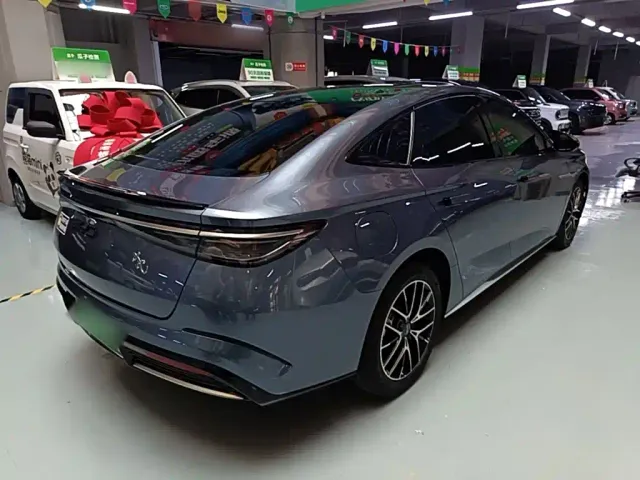 BYD Seal — Фото автомобиля 6