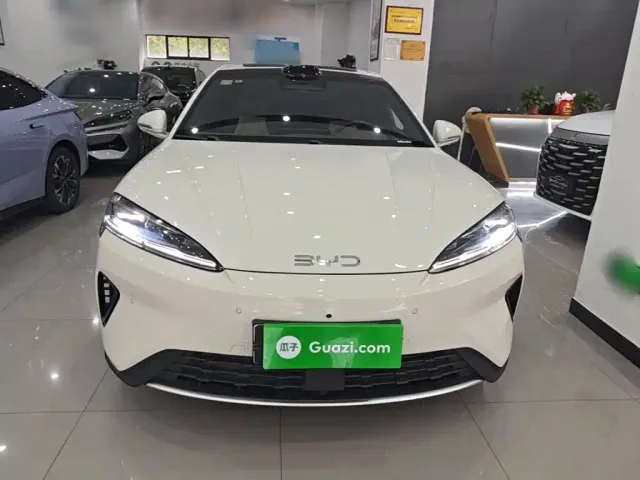 BYD Seal 07 DM-i — Фото автомобиля 2