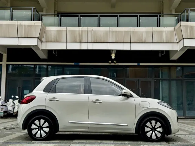Wuling Bingo — Фото автомобиля 5