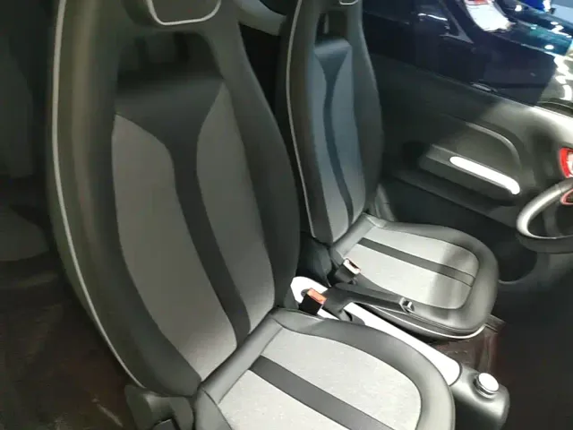 Wuling Hongguang Mini EV — Фото автомобиля 24