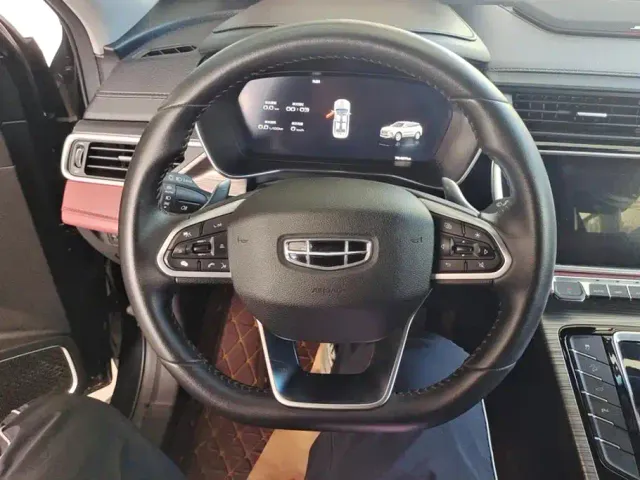 Geely Boyue — Фото автомобиля 15