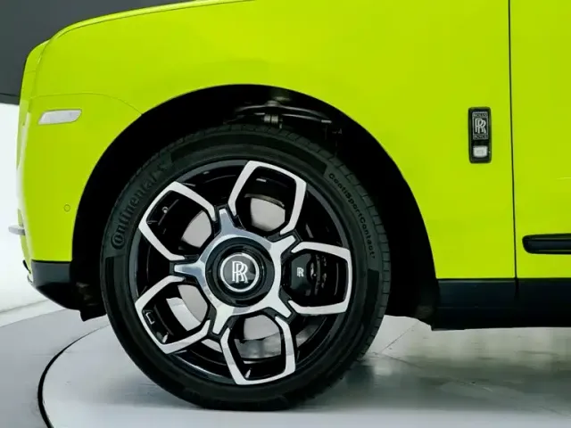 Rolls-Royce Cullinan — Фото автомобиля 27