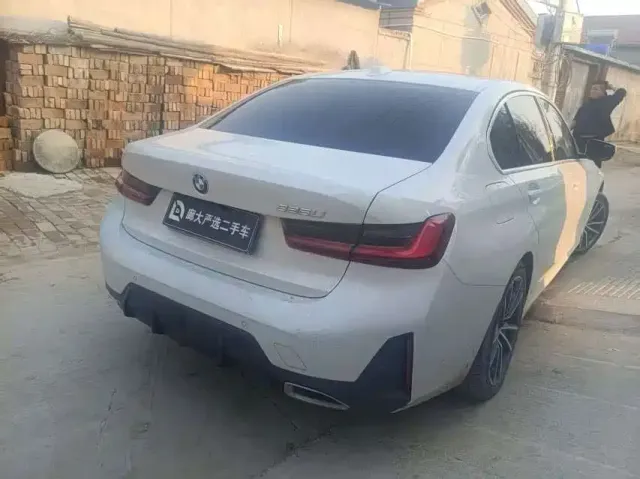 BMW 3 Series — Фото автомобиля 5
