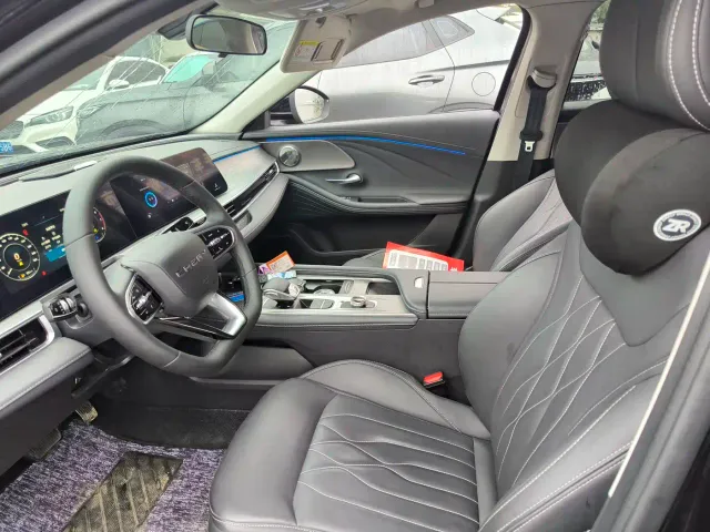 Chery Arrizo 8 — Фото автомобиля 4