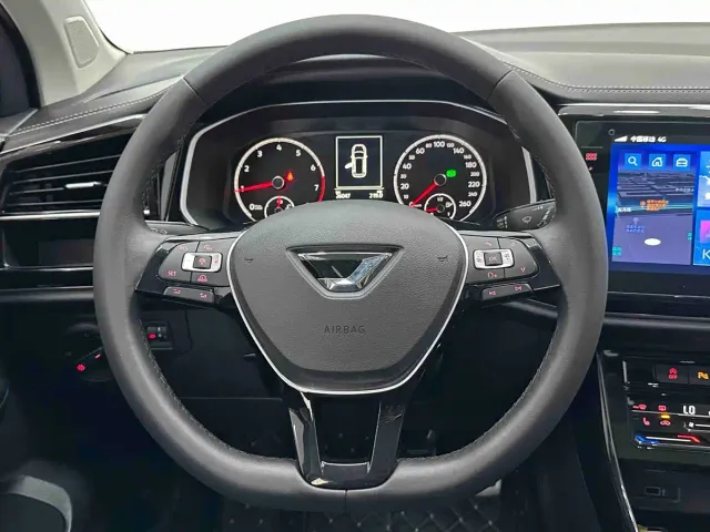 Jetta VS7 — Фото автомобиля 11