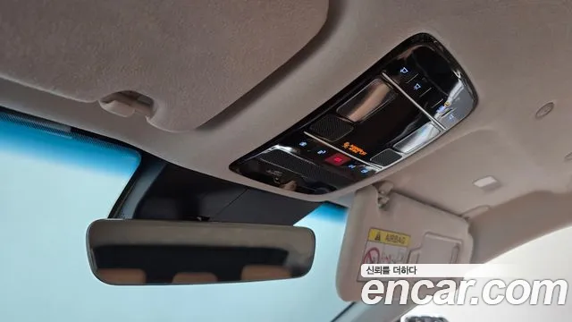 Hyundai Grandeur Grandeur (GN7) 3.5 Бензин 2WD — Фото автомобиля 17