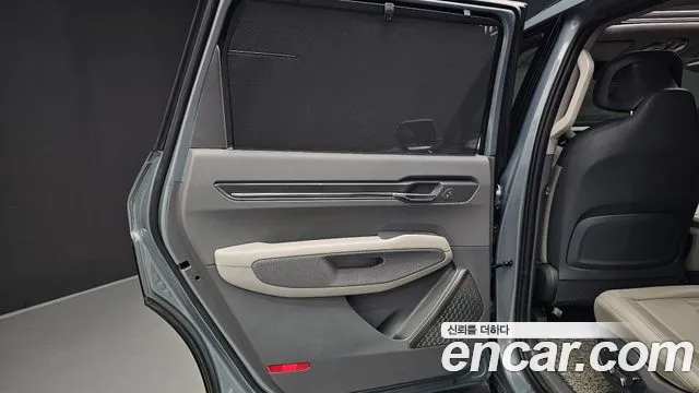 Kia EV9 — Фото автомобиля 25