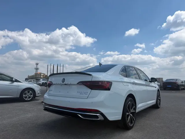 Volkswagen Sagitar — Фото автомобиля 7