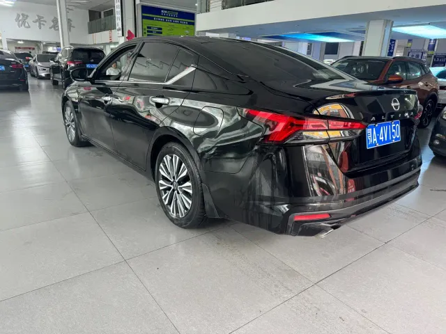 Nissan Teana — Фото автомобиля 7