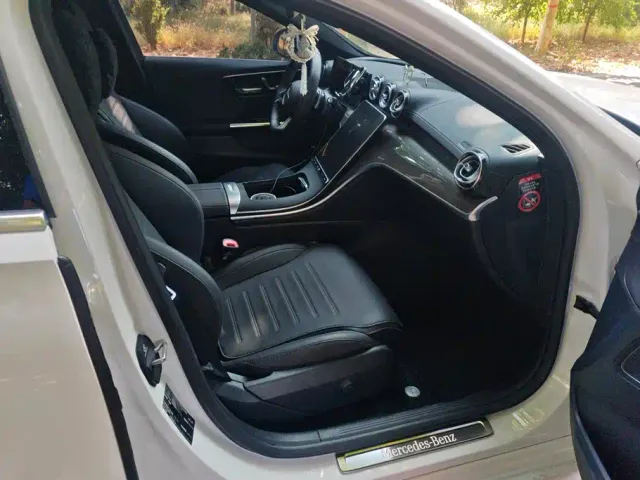 Mercedes-Benz C-Class — Фото автомобиля 8