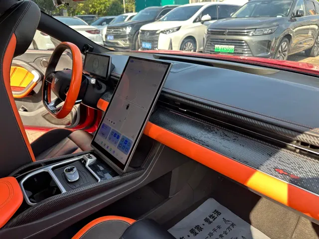Hozon Neta GT — Фото автомобиля 11