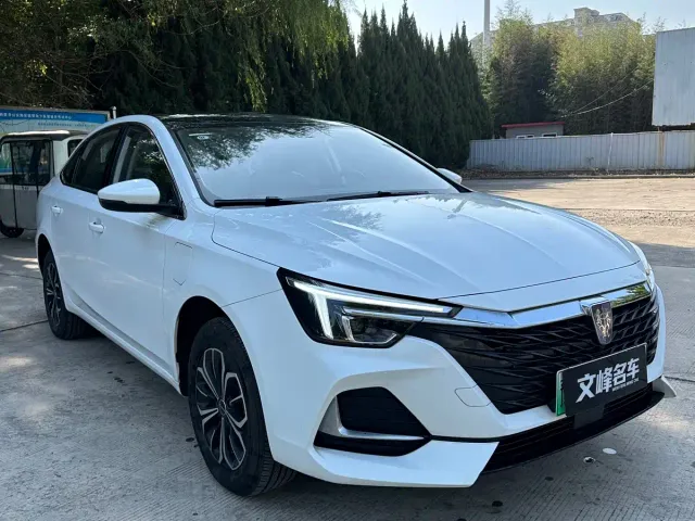 Roewe i6 MAX EV — Фото автомобиля 2