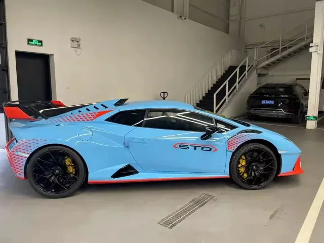 Lamborghini Huracan — Фото автомобиля 9