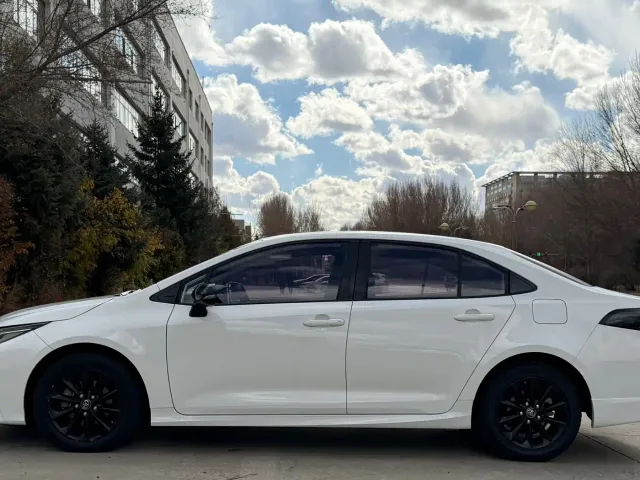 Toyota Corolla — Фото автомобиля 8