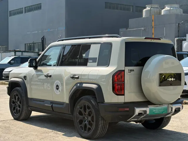 BYD FangChengBao Leopard 5 — Фото автомобиля 8