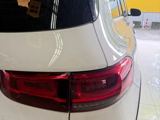 Mercedes-Benz GLB-Class — Фото автомобиля 10