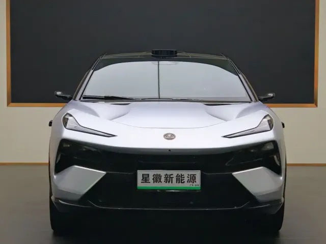 Lotus Eletre — Фото автомобиля 2