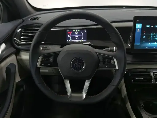 BYD Qin PLUS — Фото автомобиля 11