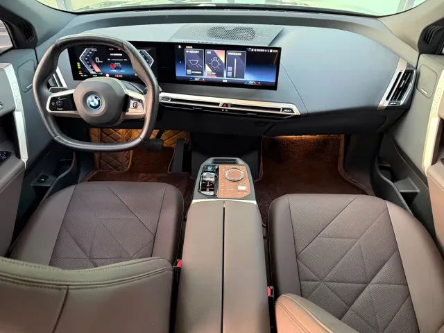 BMW BMW iX 2022 xDrive40 — Фото автомобиля 17