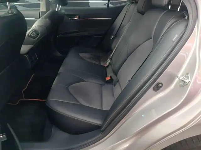 Toyota Camry — Фото автомобиля 16