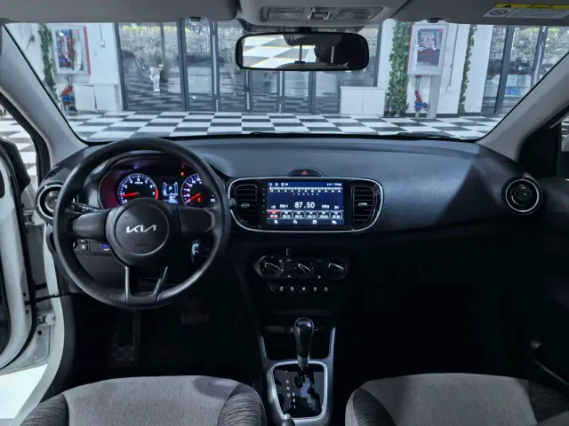 Kia Huan Chi — Фото автомобиля 11
