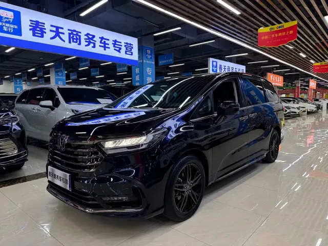 Фотография автомобиля — Honda Odyssey