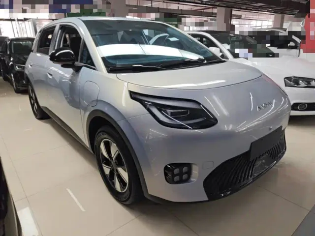 GAC Aion UT — Фото автомобиля 3