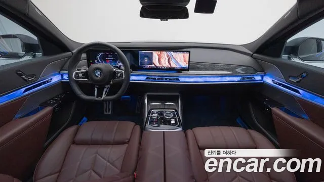 BMW 7 Series G70 — Фото автомобиля 7
