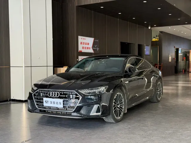 Фотография автомобиля — Audi A7L