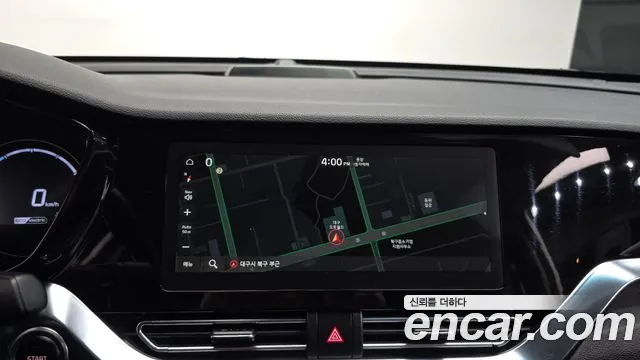 Kia Niro — Фото автомобиля 20