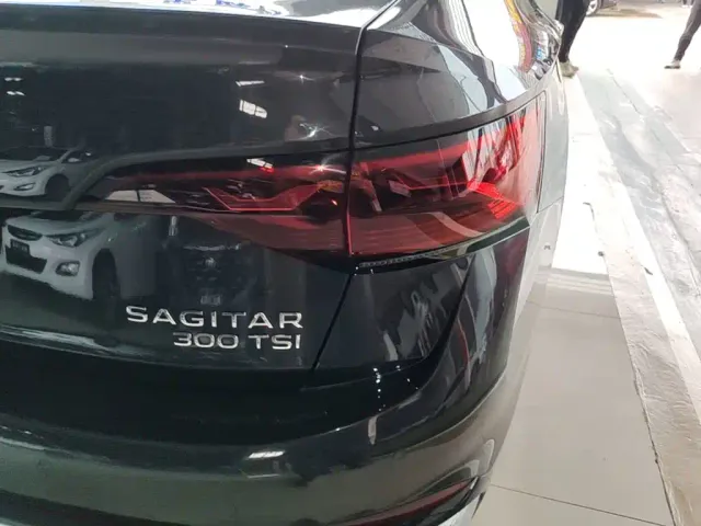 Volkswagen Sagitar — Фото автомобиля 7
