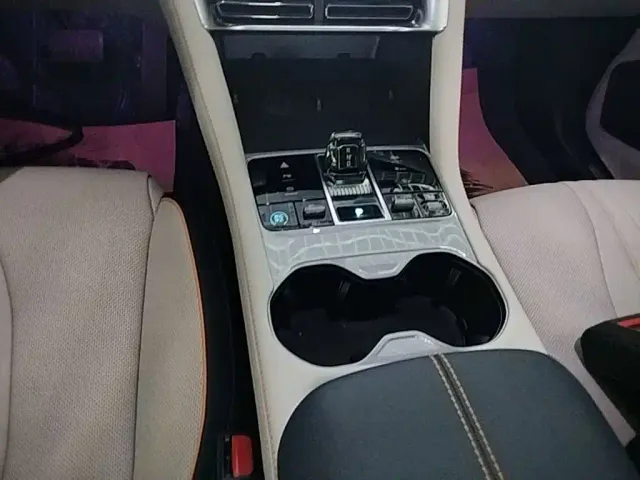 BYD Song PLUS — Фото автомобиля 13