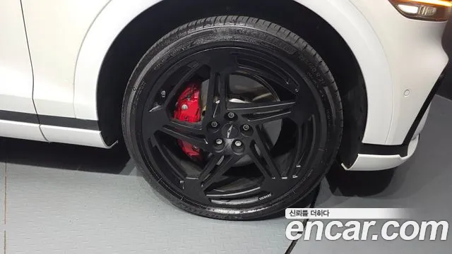 Genesis GV70 3.5T Бензин AWD — Фото автомобиля 20