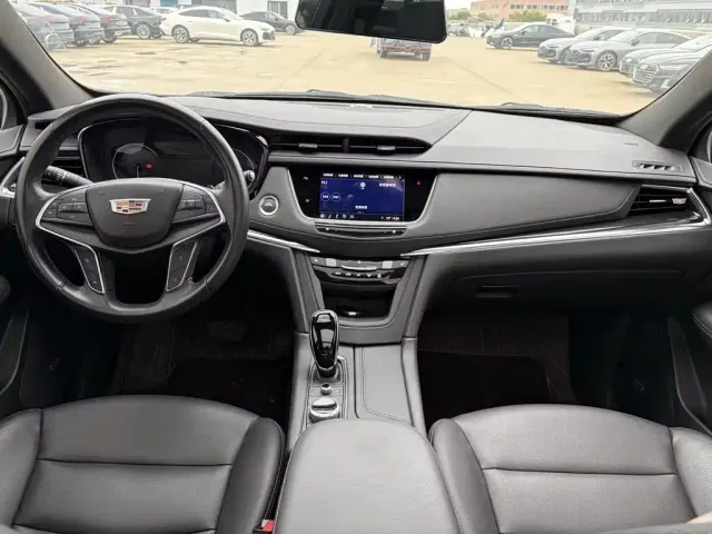 Cadillac XT5 — Фото автомобиля 9